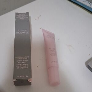 Mary Kay TimeWise Age Minize Eye Cream - Light Pink